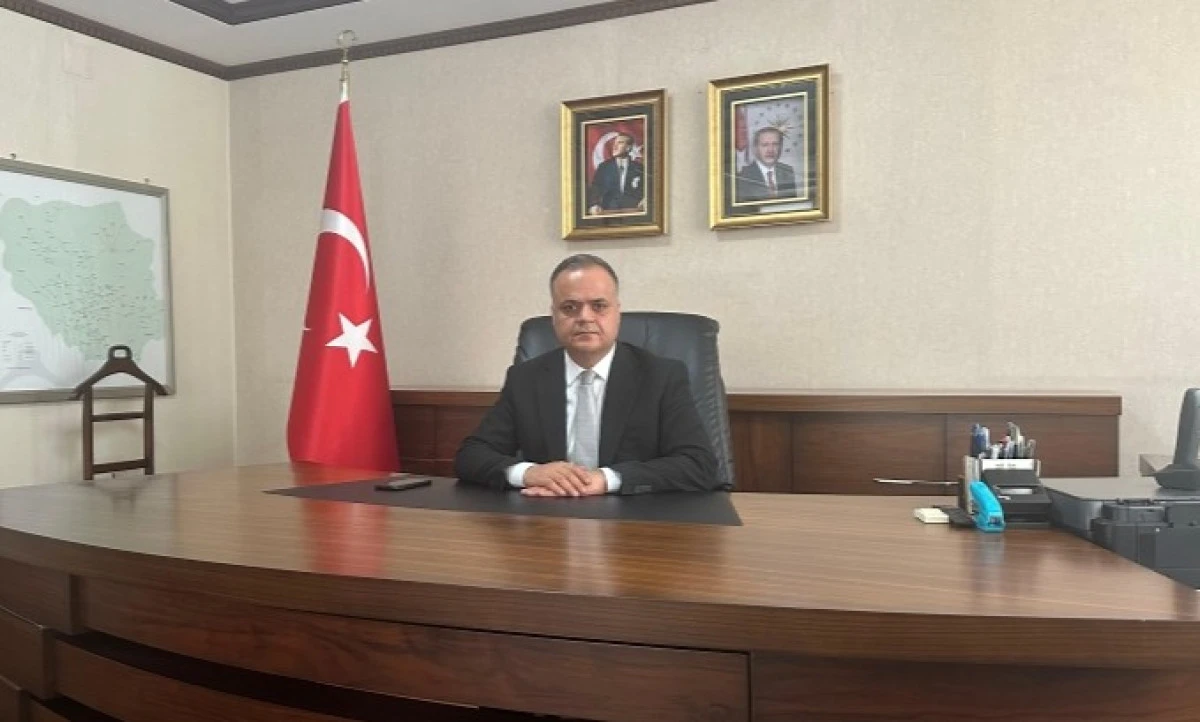 Mersin Mut Kaymakamı Osman &Ccedil;elikkol&rsquo;un 23 Nisan mesajı