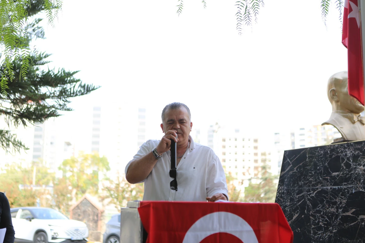 Mersin Mezitli Şoray 1 Sitesi’nde 10 Kasım Atatürk’ü Anma Töreni Düzenlendi  