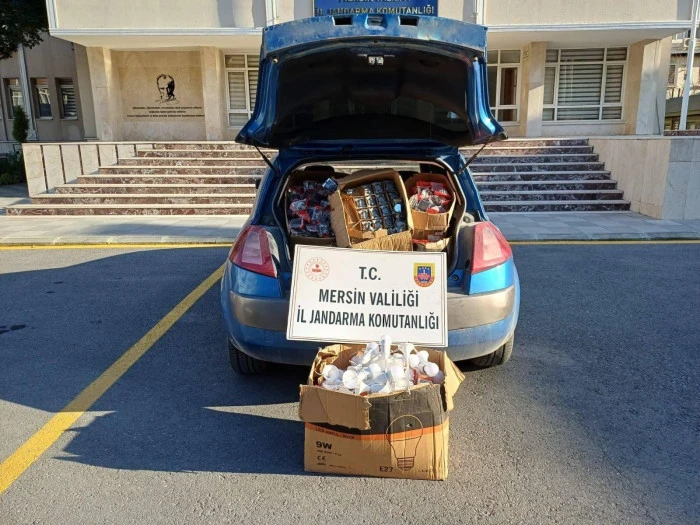 Mersinde jandarma hırsızlara ge&ccedil;it vermiyor 