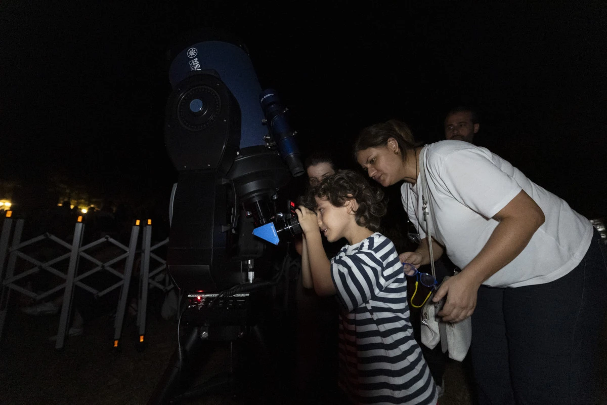 Mersin&rsquo;de meteor yağmuru g&ouml;ky&uuml;z&uuml; meraklılarını buluşturdu