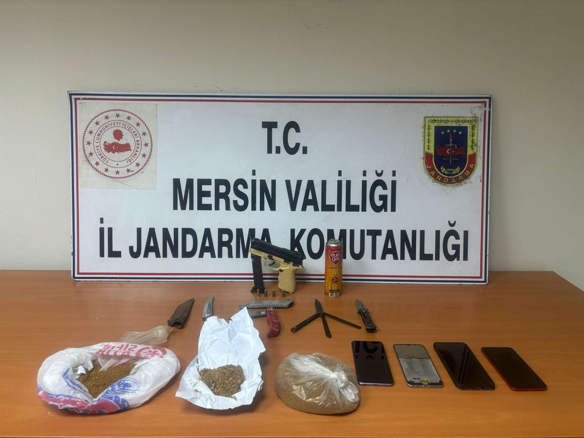 Mersin'de Uyuşturucu Ticareti Yapan 7 Şüpheliden 3'ü Tutuklandı