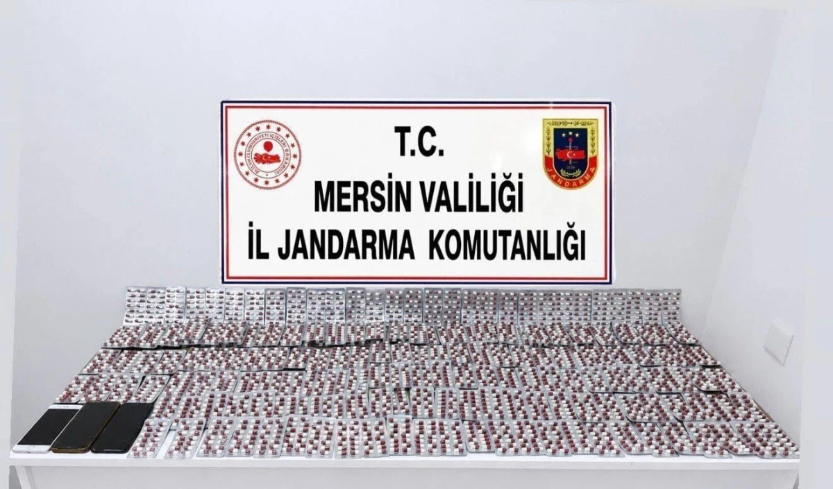 Mersin&rsquo;in Toroslar il&ccedil;esinde 4 bin 172 uyuşturucu hap ele ge&ccedil;irildi: 2 tutuklama