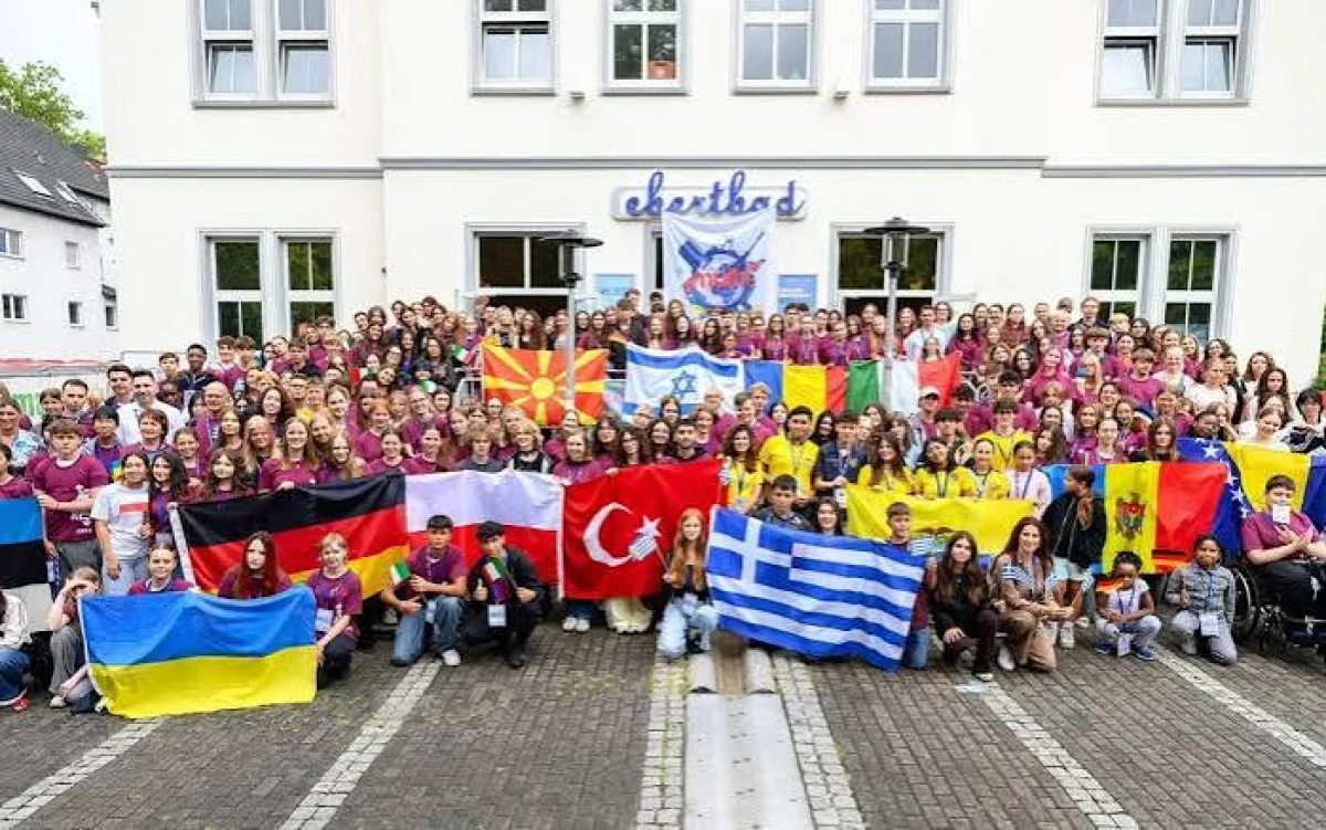  Mersinli gen&ccedil;ler kardeş şehir Oberhausen&rsquo;de programa katıldı