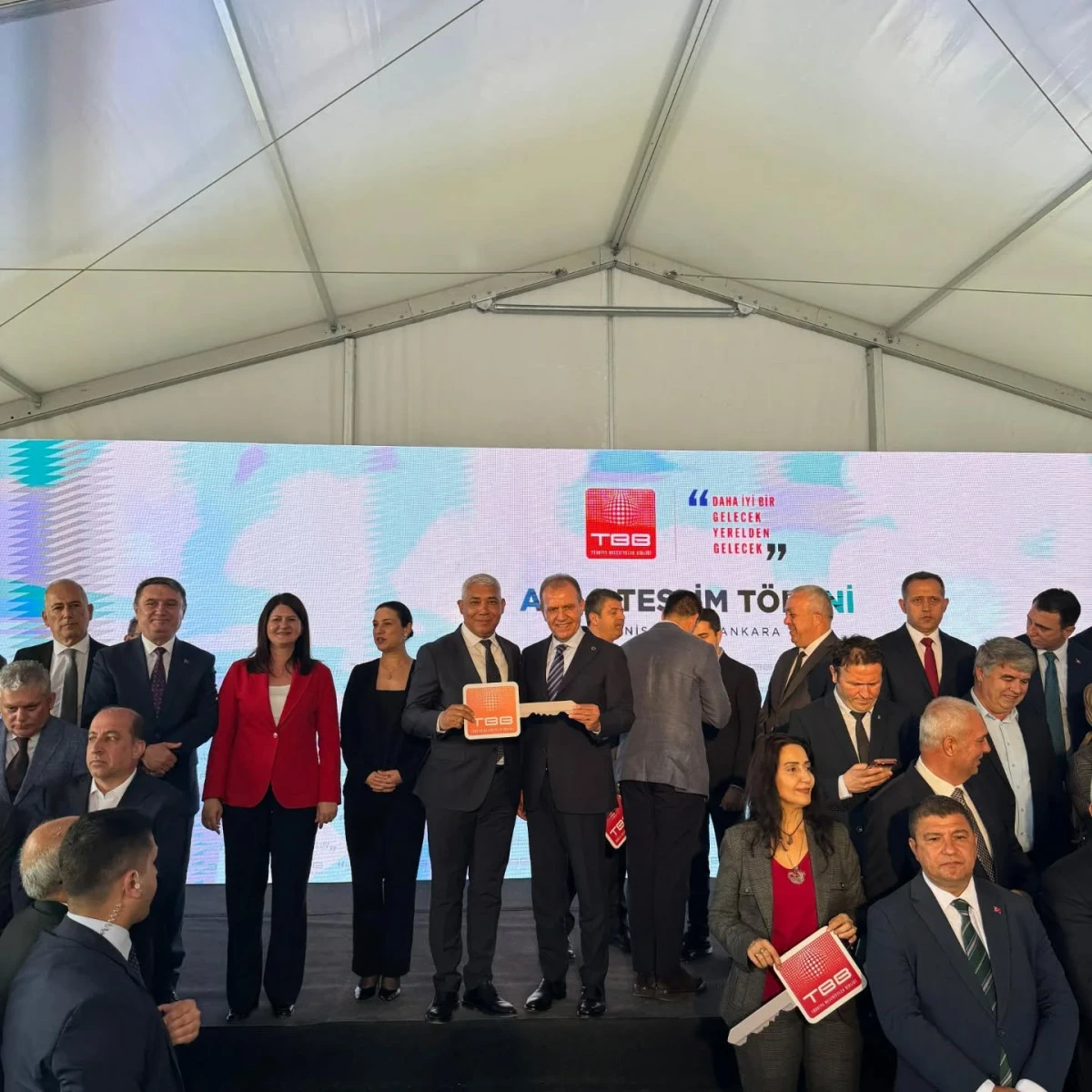 Mut Belediyesine TBB&rsquo;den Hibe Otob&uuml;s