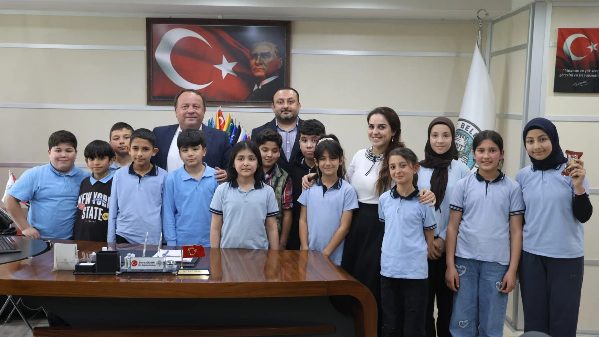 &Ouml;ğrencilerden Yerel Y&ouml;netimlere Anlamlı Ziyaret