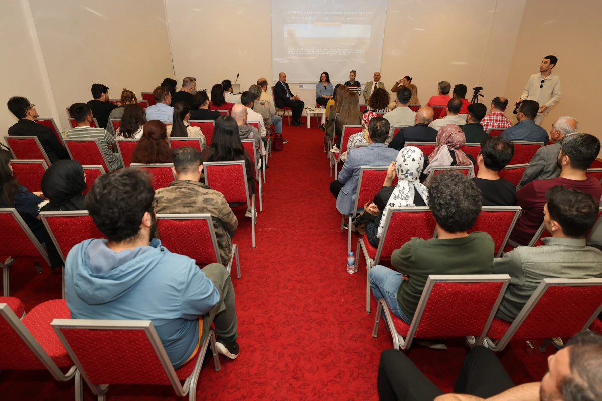 Şanlıurfa K&uuml;lt&uuml;r Yolu Festivali&rsquo;ne yoğun ilgi