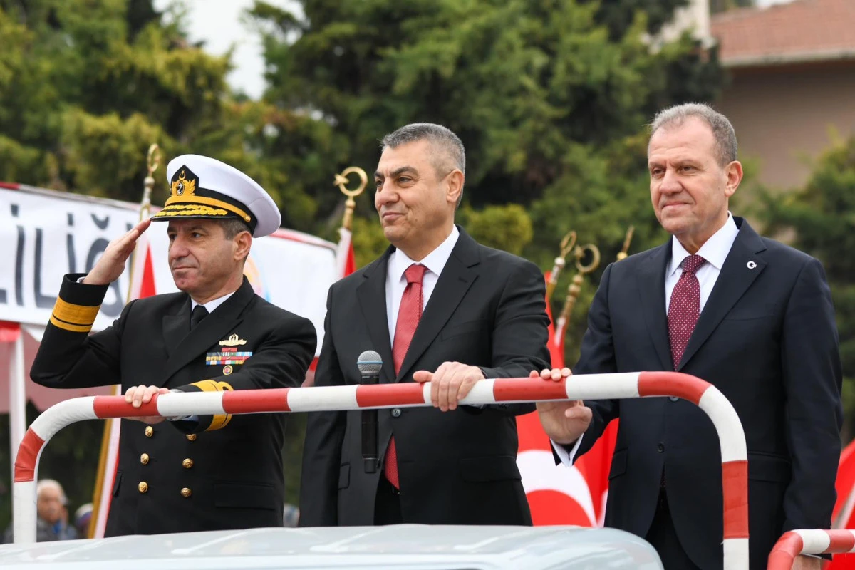 Vali Atilla Toros, Mersin&rsquo;in Kurtuluşu Etkinlikleri Kapsamında Zafer Y&uuml;r&uuml;y&uuml;ş&uuml;&rsquo;ne Katıldı