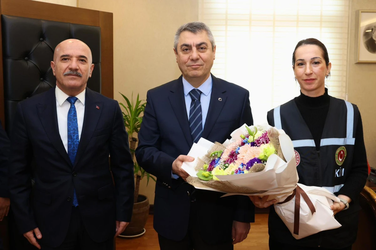 Vali Toros, D&uuml;nya G&uuml;mr&uuml;k G&uuml;n&uuml; dolayısıyla heyeti kabul etti